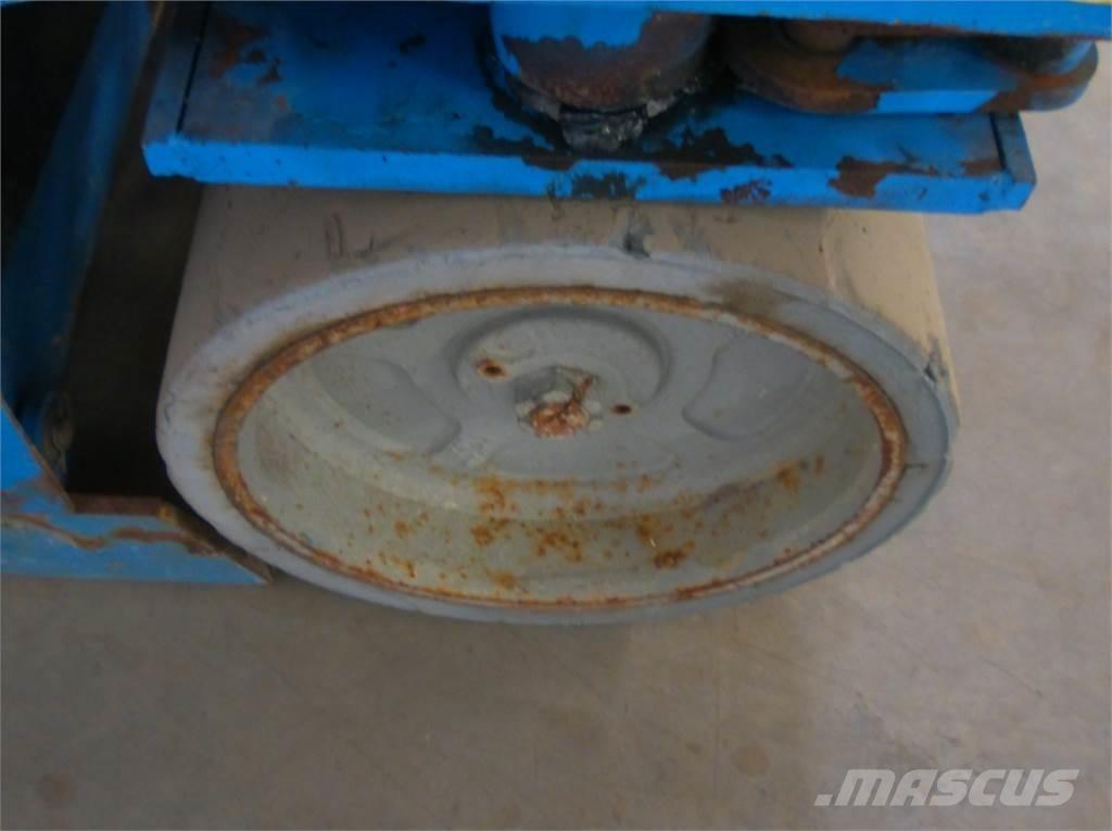 Genie GS2032 Ножничные подъемники