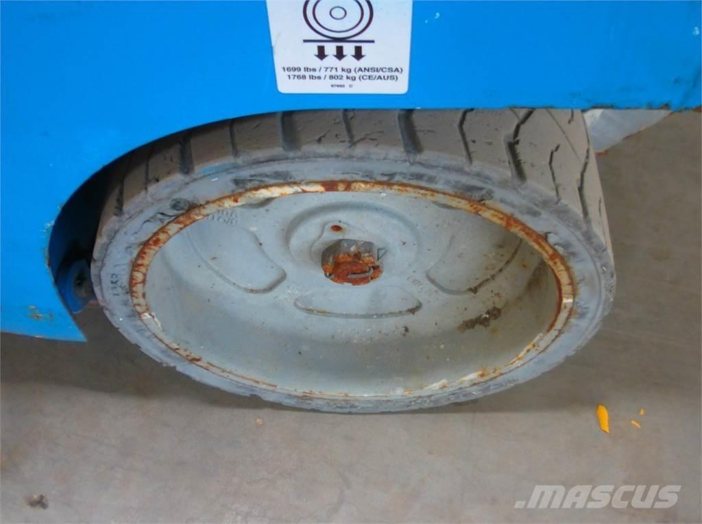 Genie GS2032 Ножничные подъемники