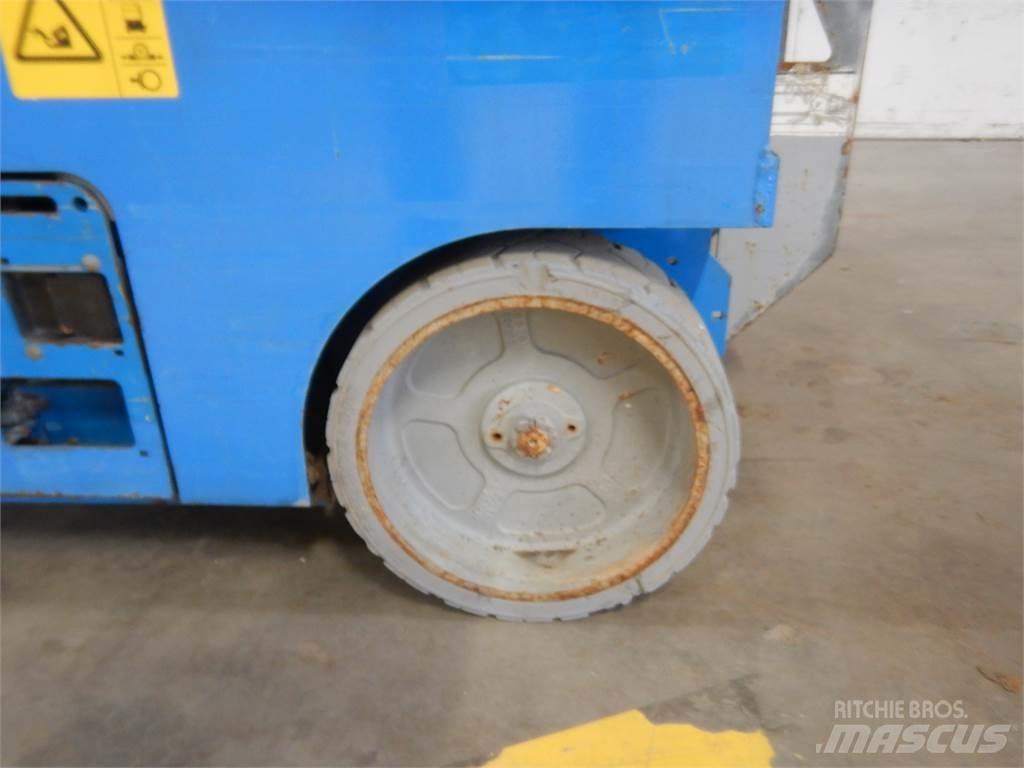 Genie GS2046 Ножничные подъемники
