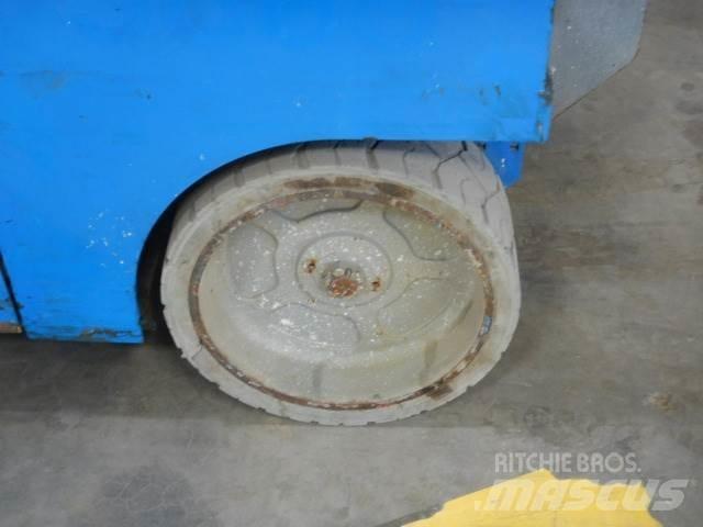 Genie GS2046 Ножничные подъемники