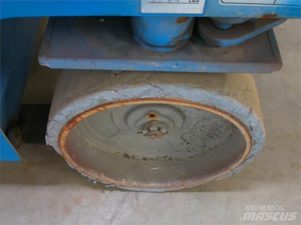 Genie GS2646 Ножничные подъемники