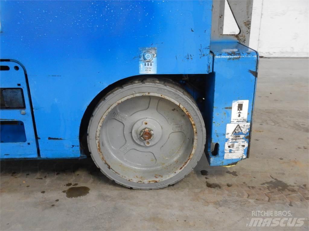 Genie GS3232 Ножничные подъемники