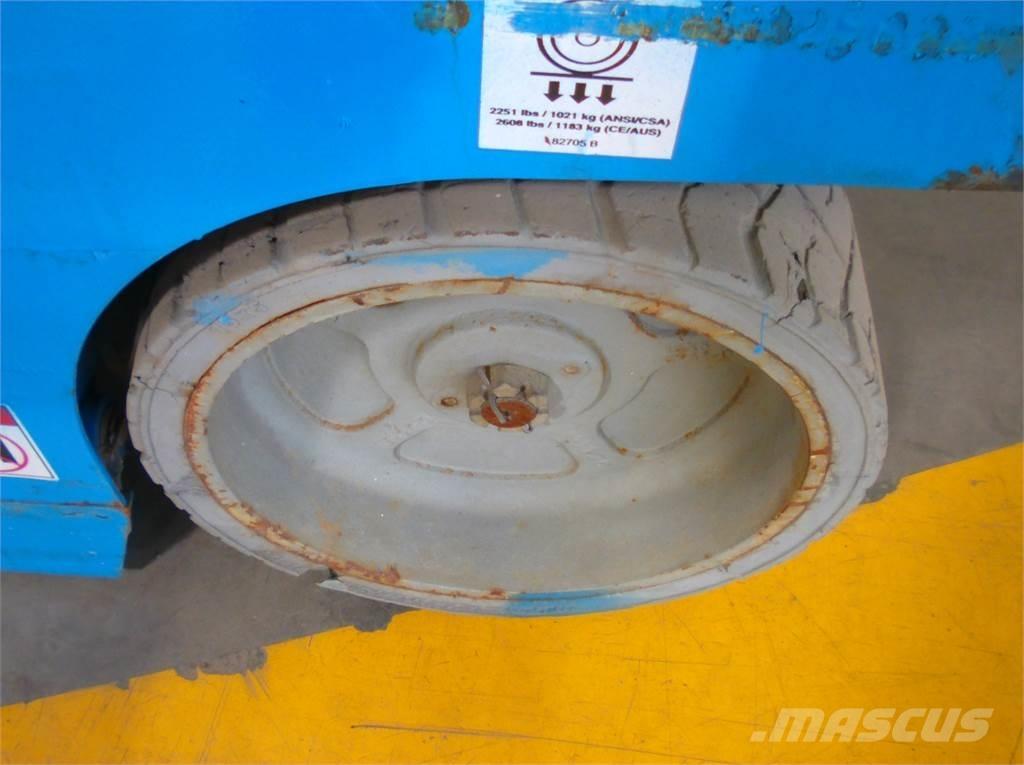 Genie GS3246 Ножничные подъемники