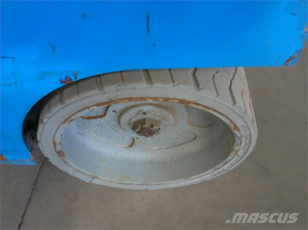 Genie GS3246 Ножничные подъемники