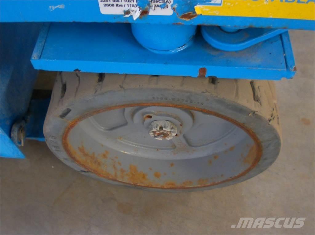 Genie GS3246 Ножничные подъемники