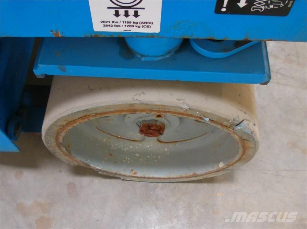 Genie GS4047 Ножничные подъемники