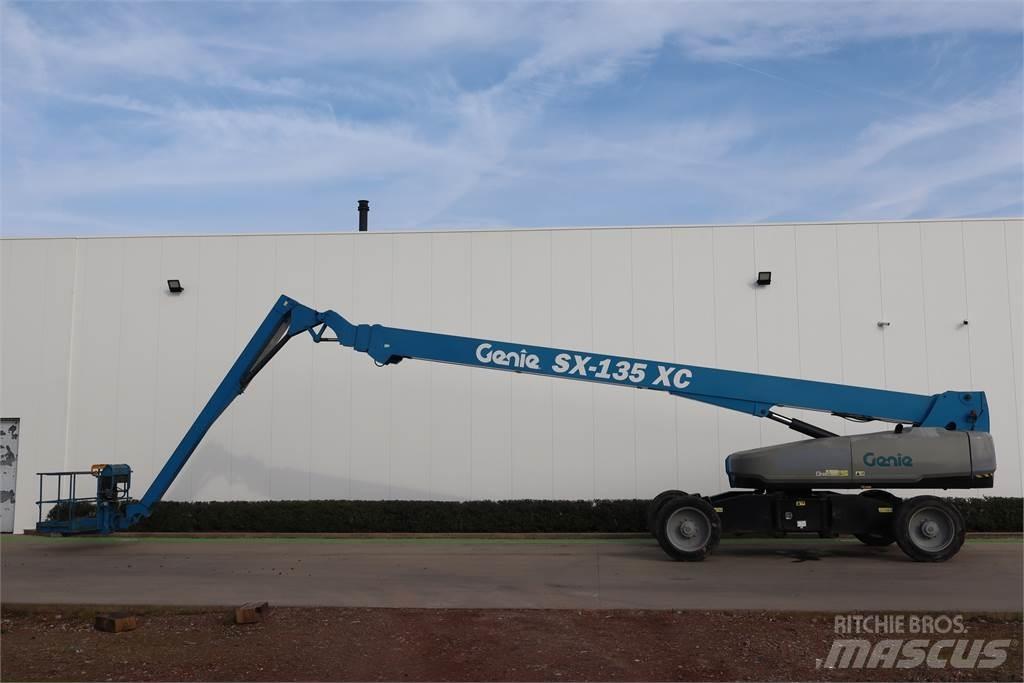 Genie SX135XC Телескопические подъемники