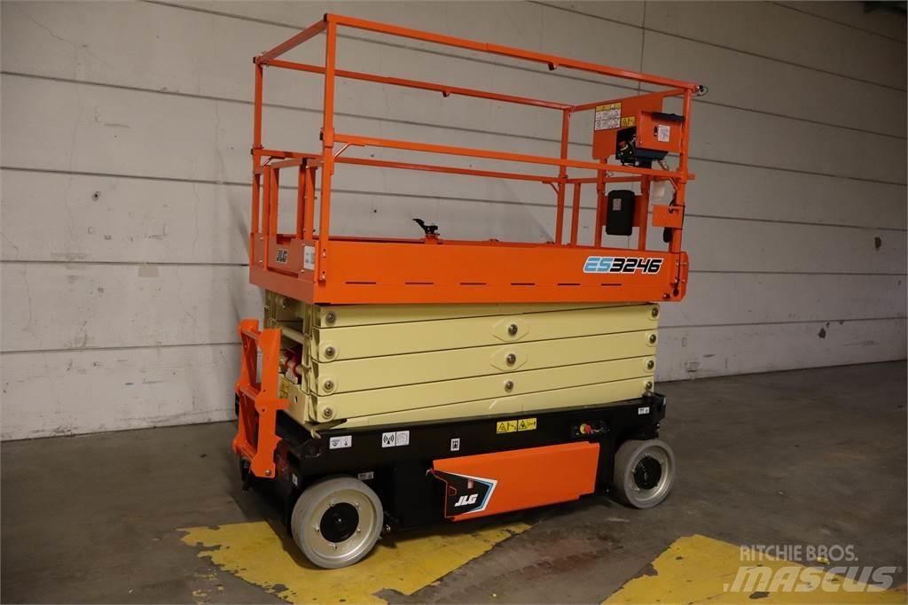 JLG 3246ES Ножничные подъемники