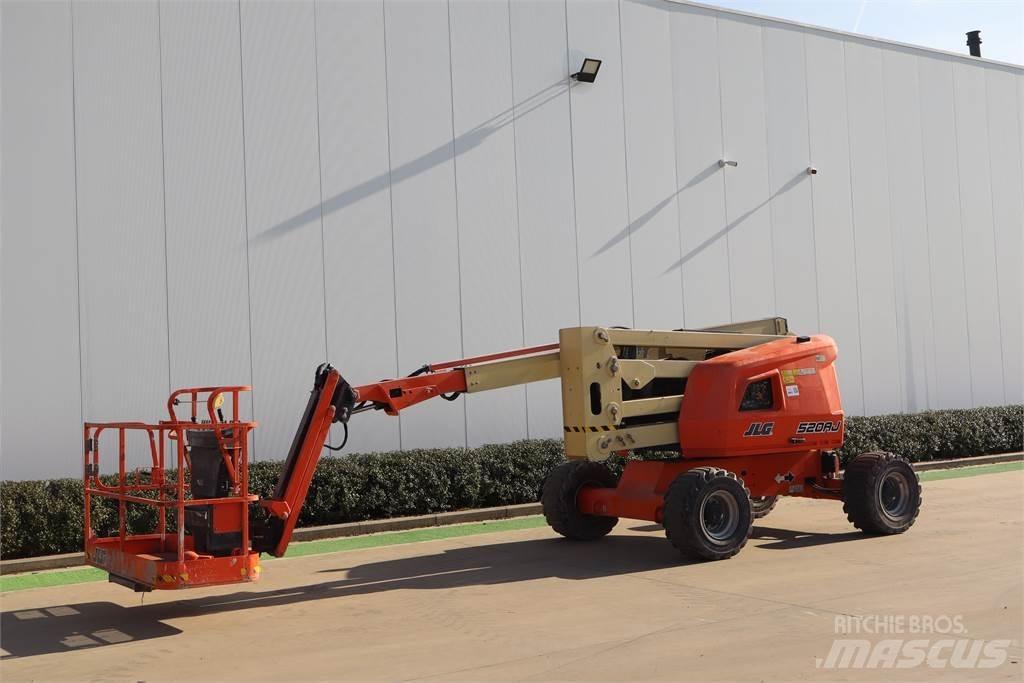 JLG 520AJ Коленчатые подъемники