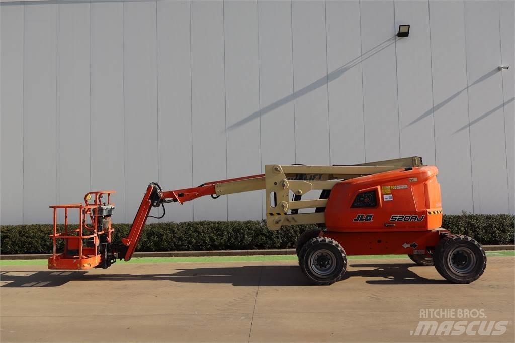 JLG 520AJ Коленчатые подъемники