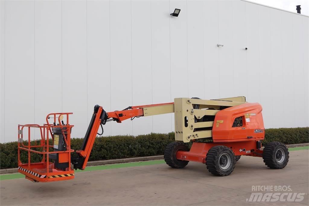 JLG 520AJ Коленчатые подъемники