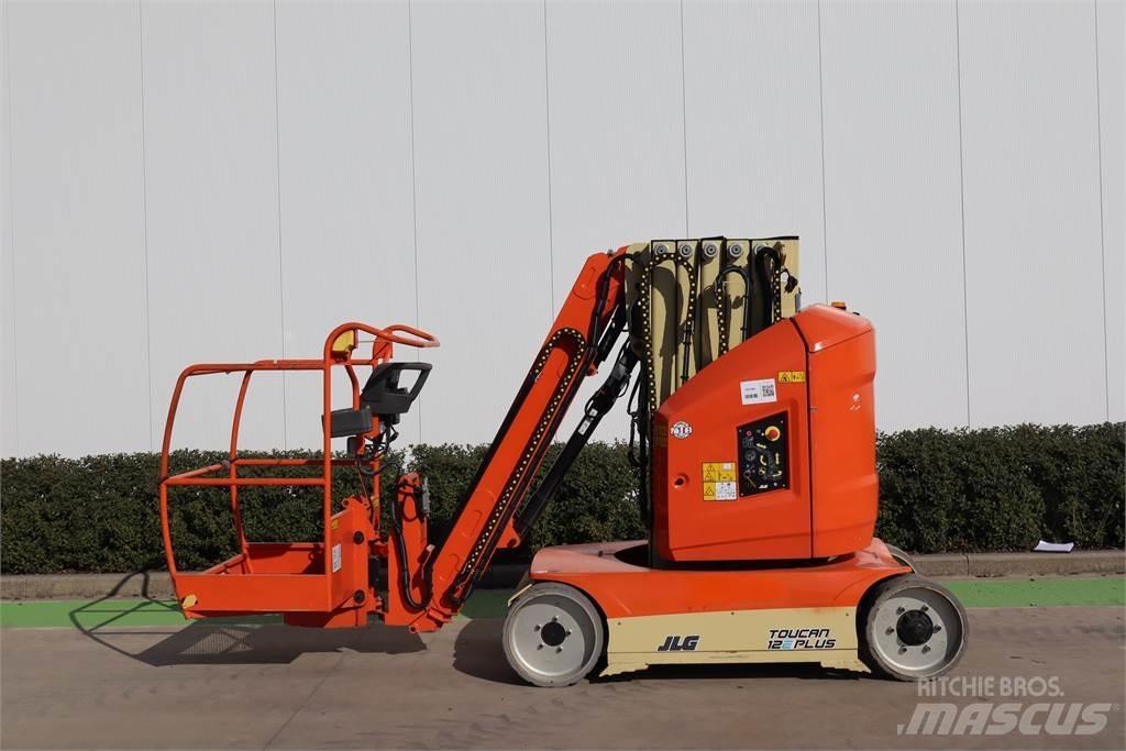 JLG Toucan 12E+ Вертикальные мачтовые подъемники