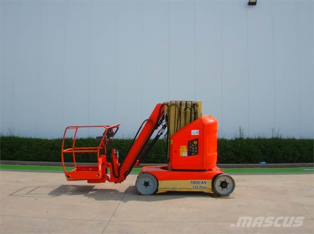 JLG Toucan 12E+ Вертикальные мачтовые подъемники