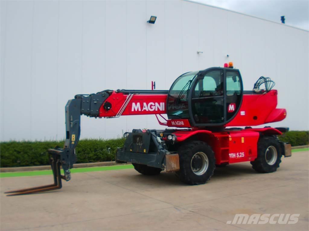 Magni 5.25 SH Телескопические погрузчики