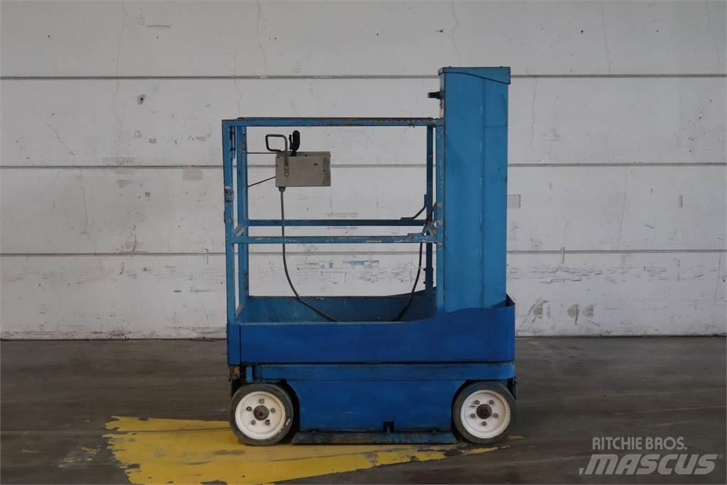 SkyJack SJ16 Вертикальные мачтовые подъемники