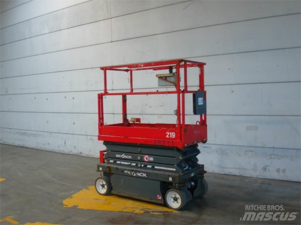 SkyJack SJ3219 Ножничные подъемники