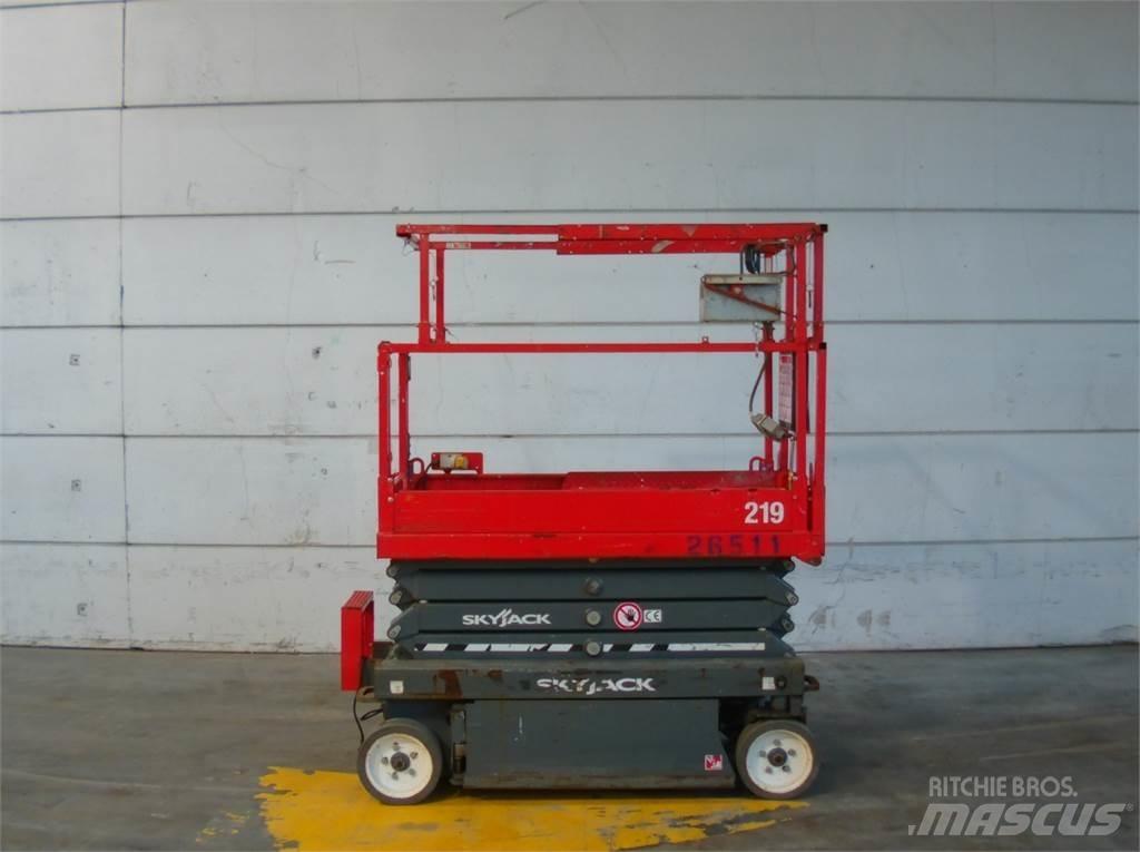 SkyJack SJ3219 Ножничные подъемники