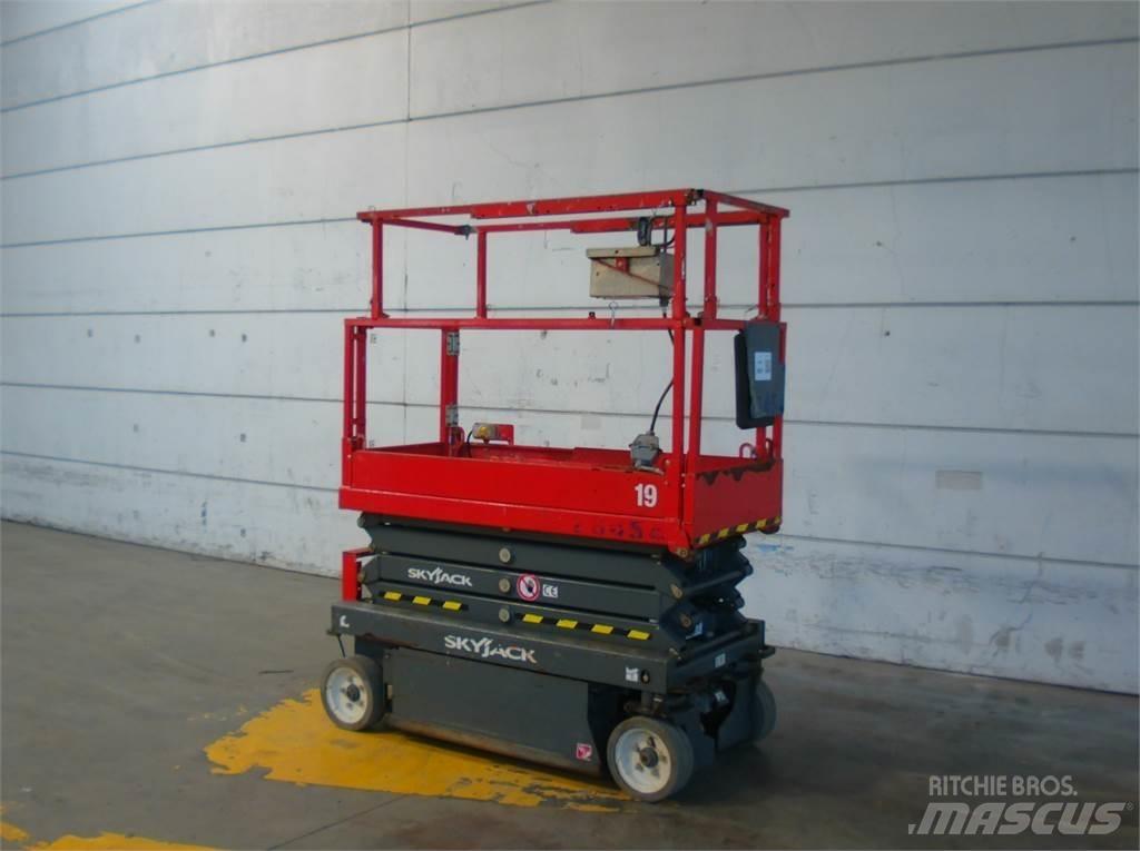 SkyJack SJ3219 Ножничные подъемники