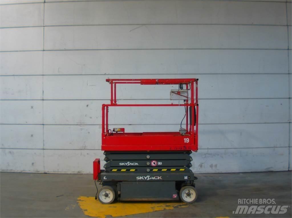 SkyJack SJ3219 Ножничные подъемники