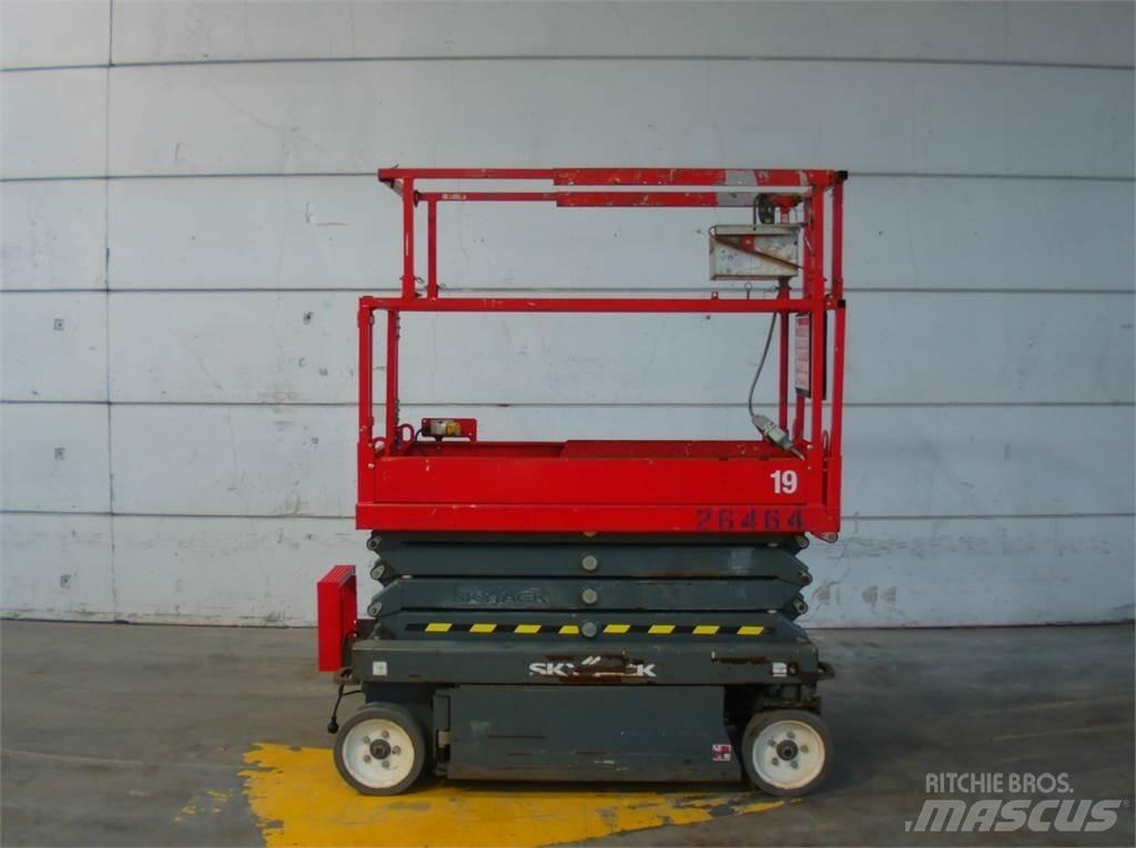 SkyJack SJ3219 Ножничные подъемники