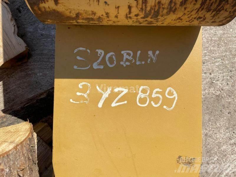 CAT 320 Боны и ковши