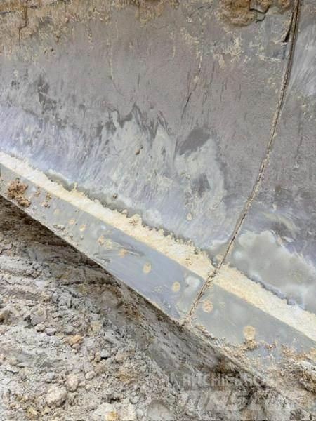 CAT 973C Гусеничные фронтальные погрузчики