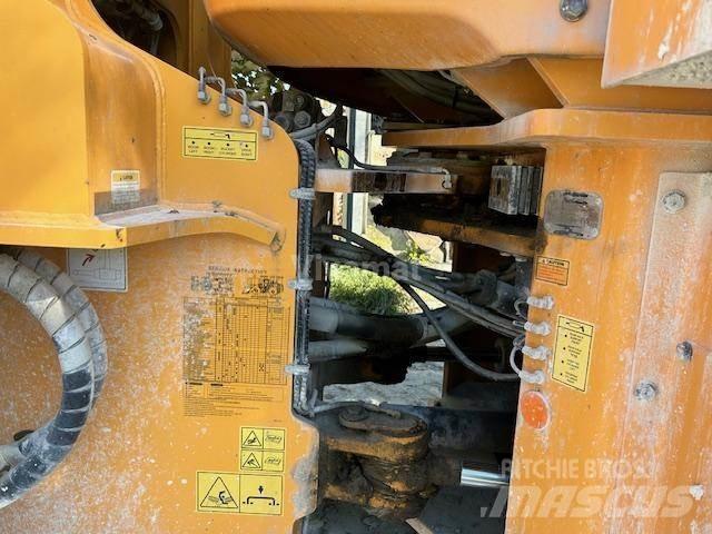 Hyundai HL 970 Фронтальные погрузчики