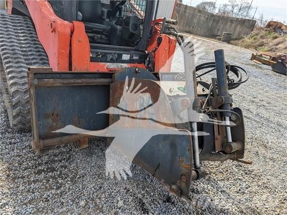 Bobcat  Швонарезчики