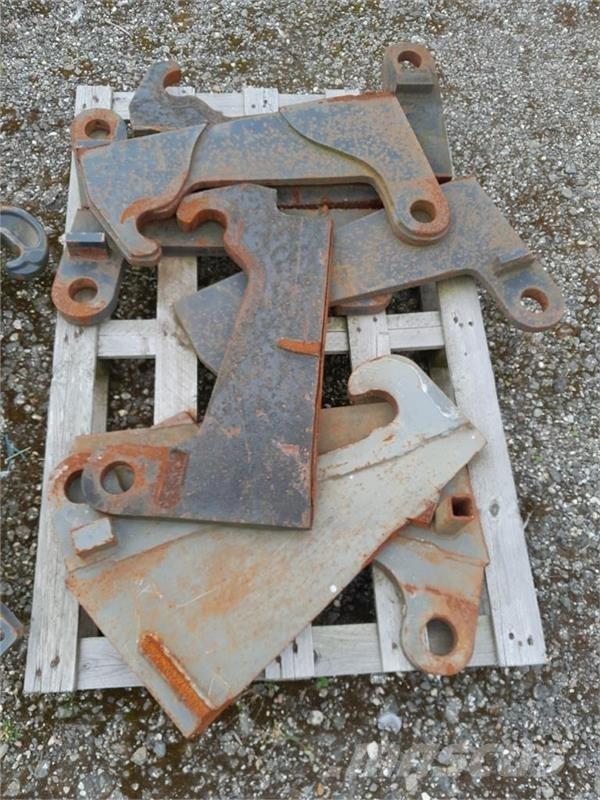  - - - Beslag Компоненты для зерноуборочных комбайнов