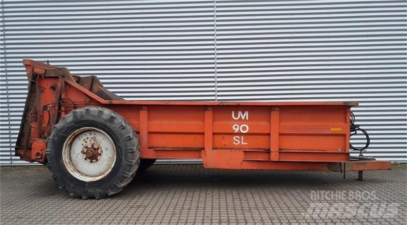  UM 90 SL Разбрасыватели органических удобрений