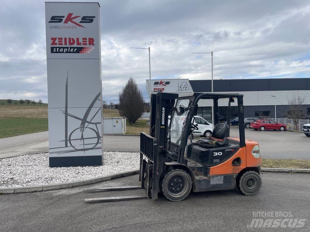 Doosan D30S-5 Дизельные погрузчики