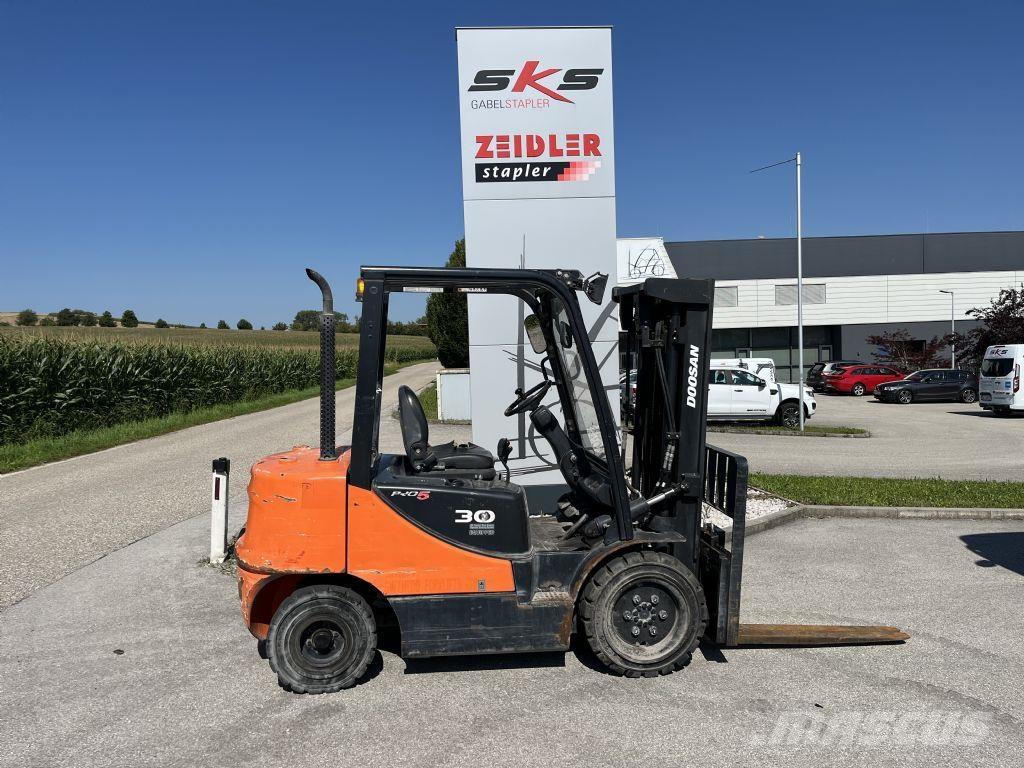 Doosan D30S-5 Дизельные погрузчики