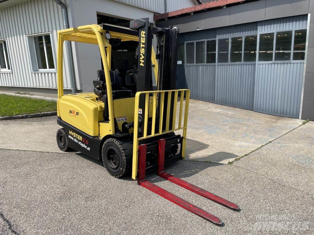 Hyster J2.5XN Электропогрузчики
