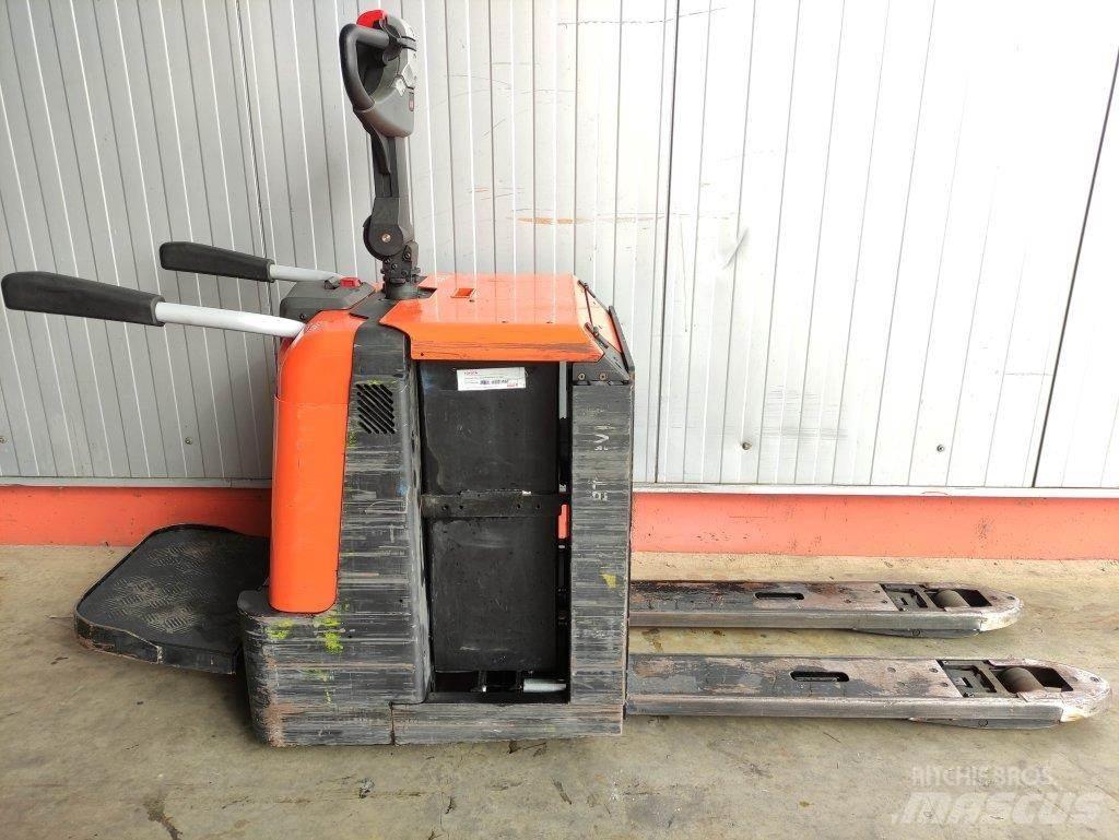 BT LPE240 Ручные электрические тележки