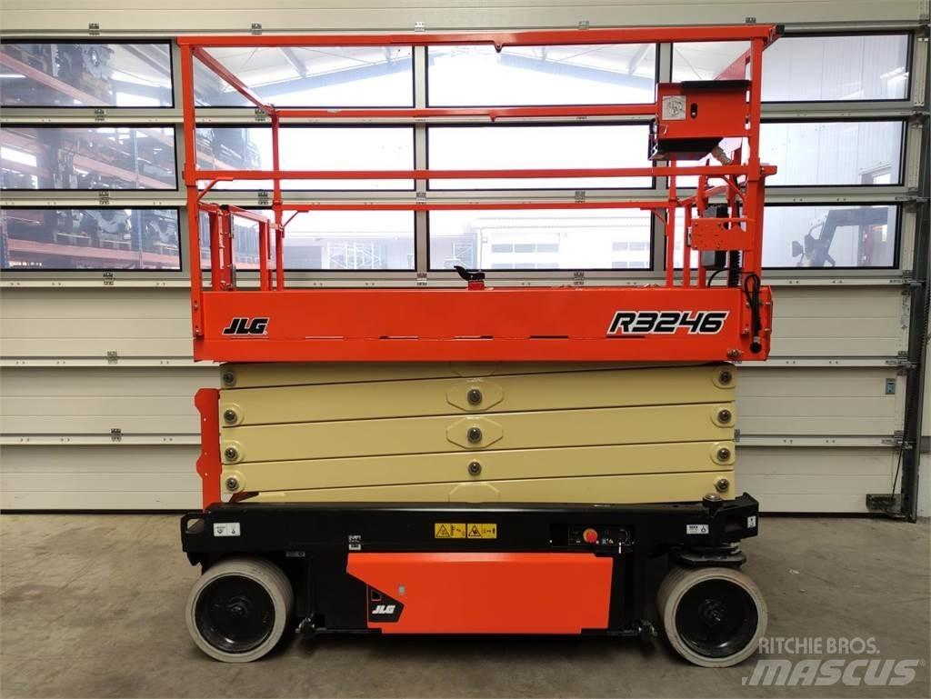 JLG R3246 Ножничные подъемники
