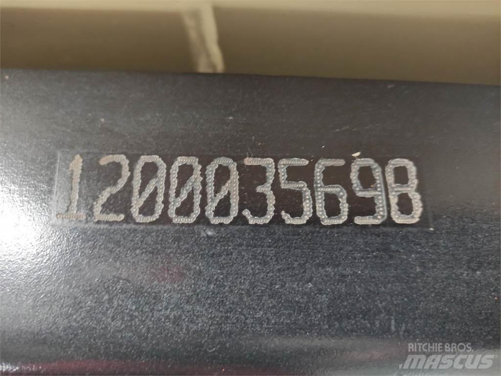 JLG R3246 Ножничные подъемники