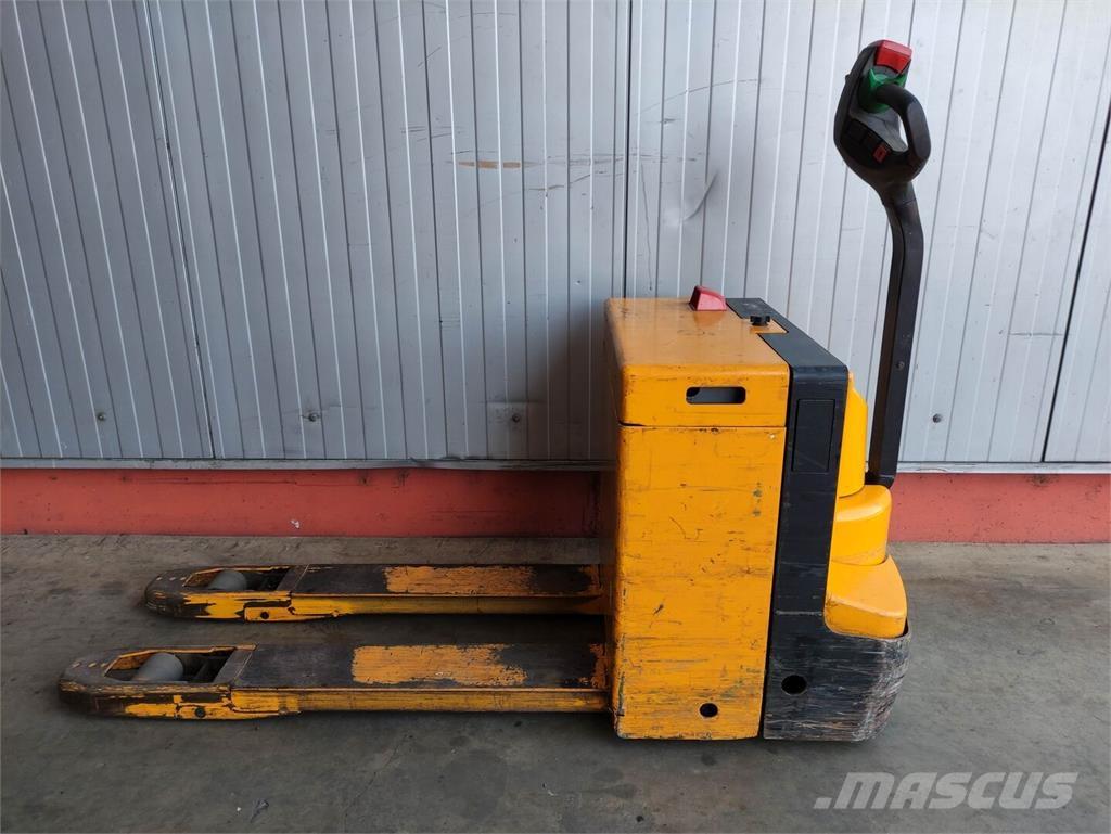 Jungheinrich ELE16G Ручные электрические тележки
