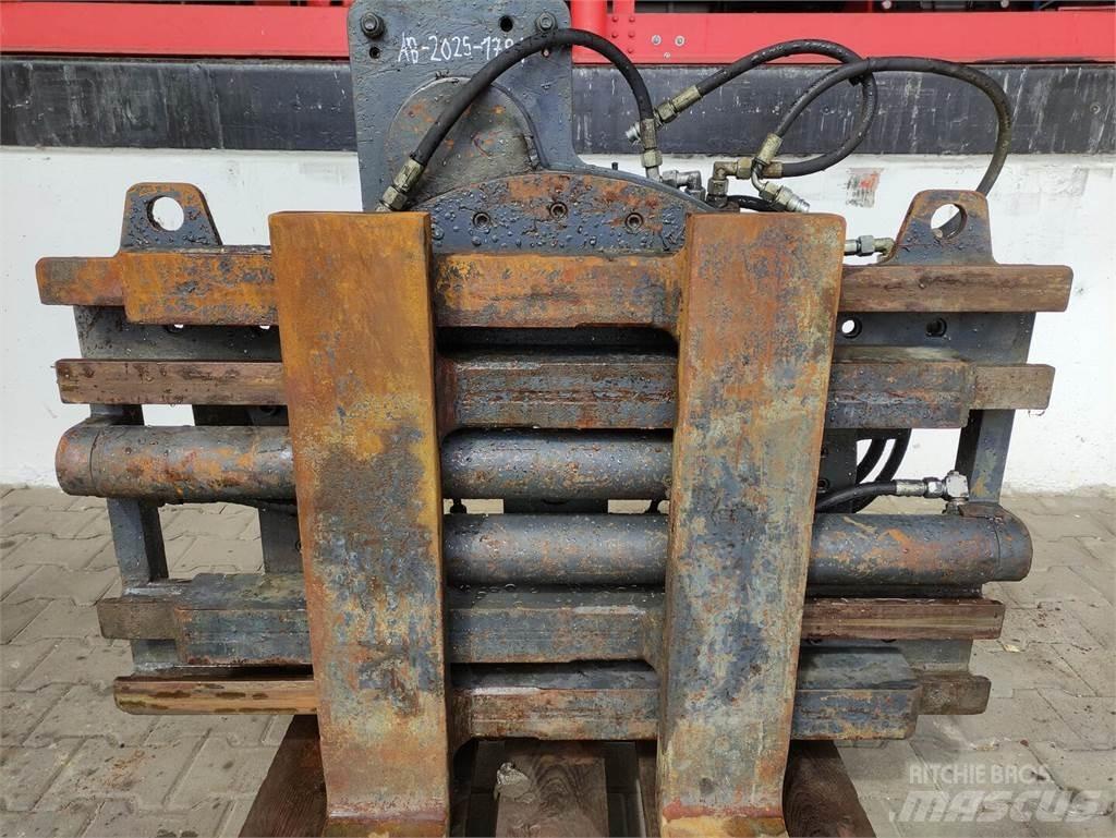 Kaup 3T451 Киповые захваты
