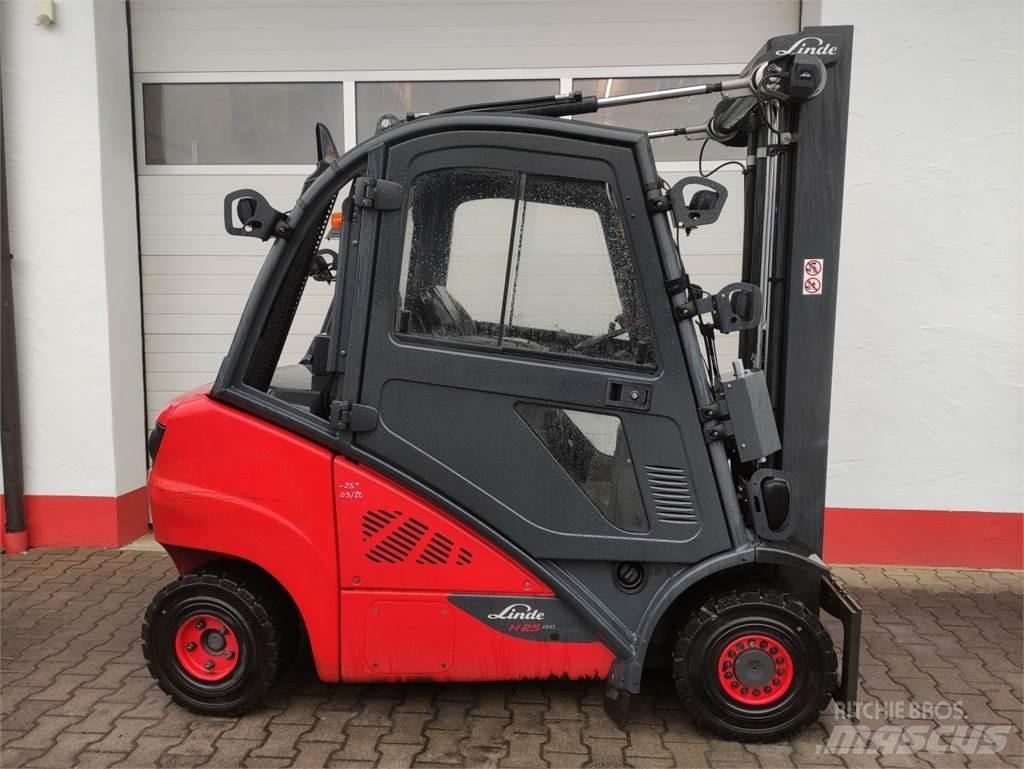 Linde H25D-02-392 EVO Дизельные погрузчики