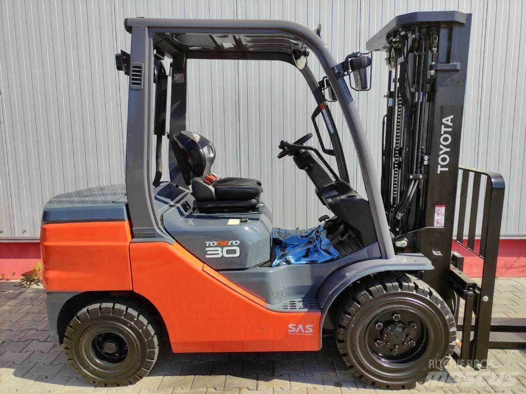 Toyota 52-8FDF30 Дизельные погрузчики