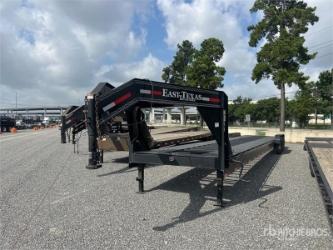 East Mfg Texas 44 ft Tri/A Gooseneck Equipment Trailer